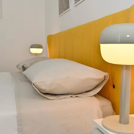 Belle Vue Apartment *